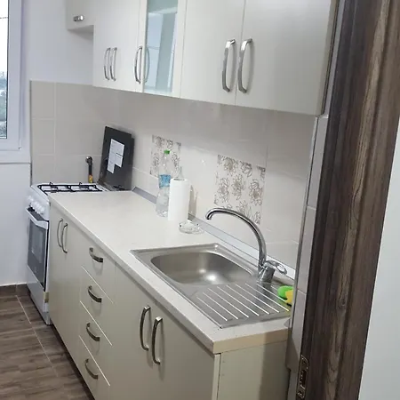 Seaview Apartment *